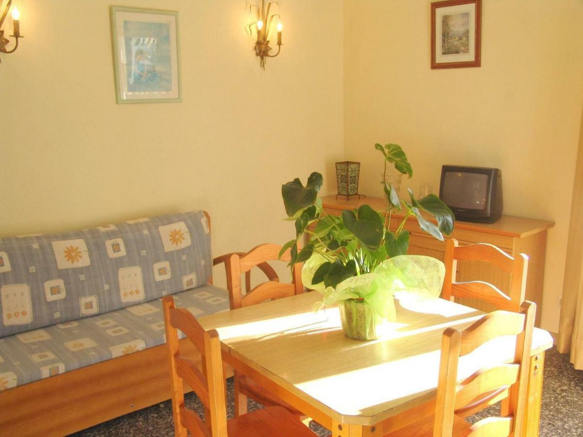 Ferienwohnung Aries Basic Salou Exterior foto